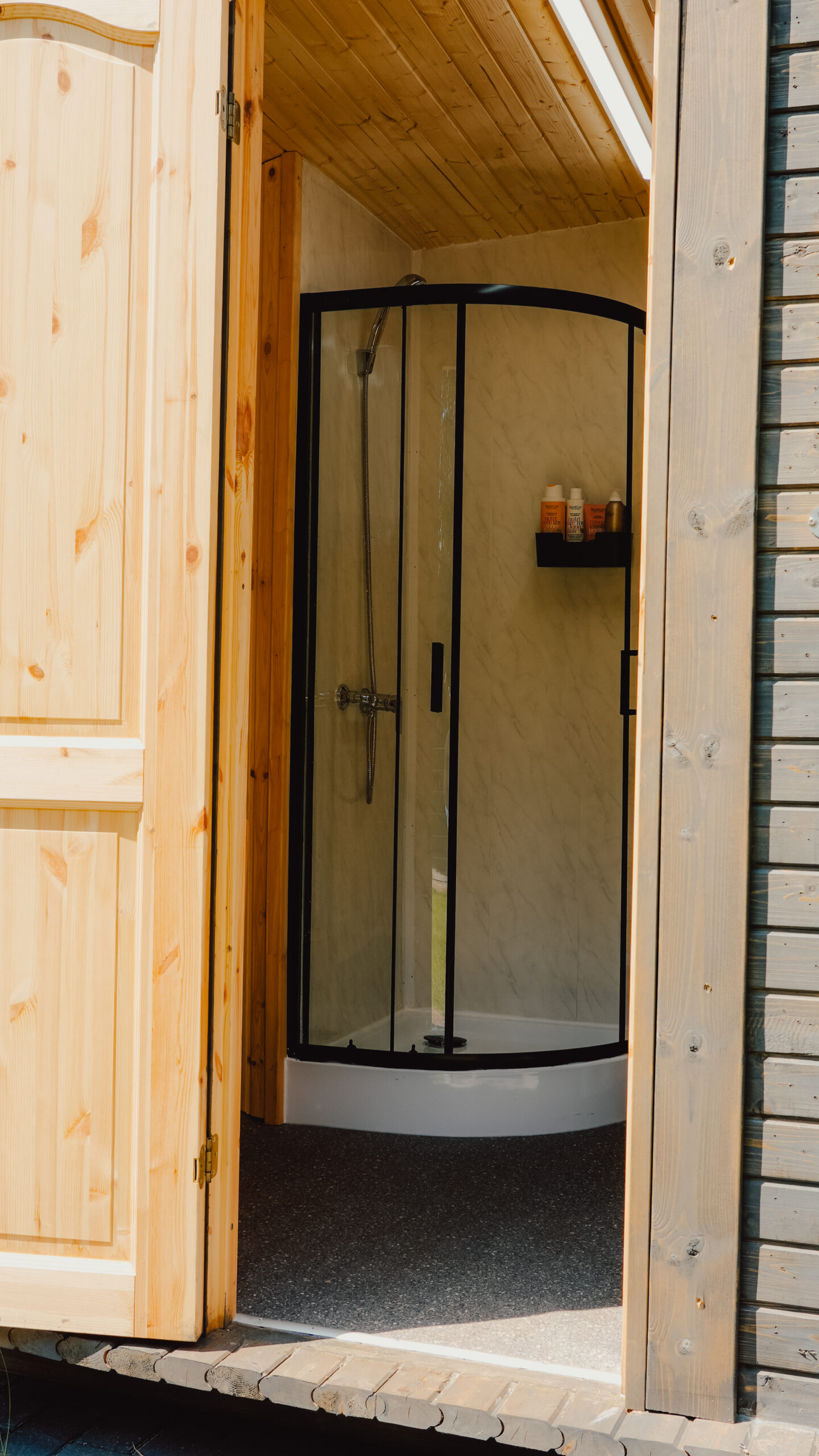 Sanitärfass Naturseechalet